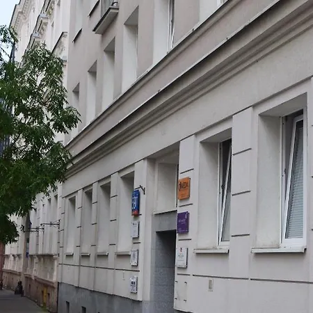 Apartment Be My Guest - Hoza - Pkin Super Centrum Metro Wi-fi Breakfast Warsaw