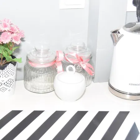 Be My Guest - Hoza - Pkin Super Centrum Metro Wi-fi 公寓 华沙